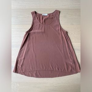 Everlane Scoop Neck Silk Tank in Muted Rose - Size Medium